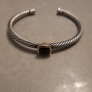 Authentic David Yurman Noblesse Cable Bracelet w/ Garnet.
